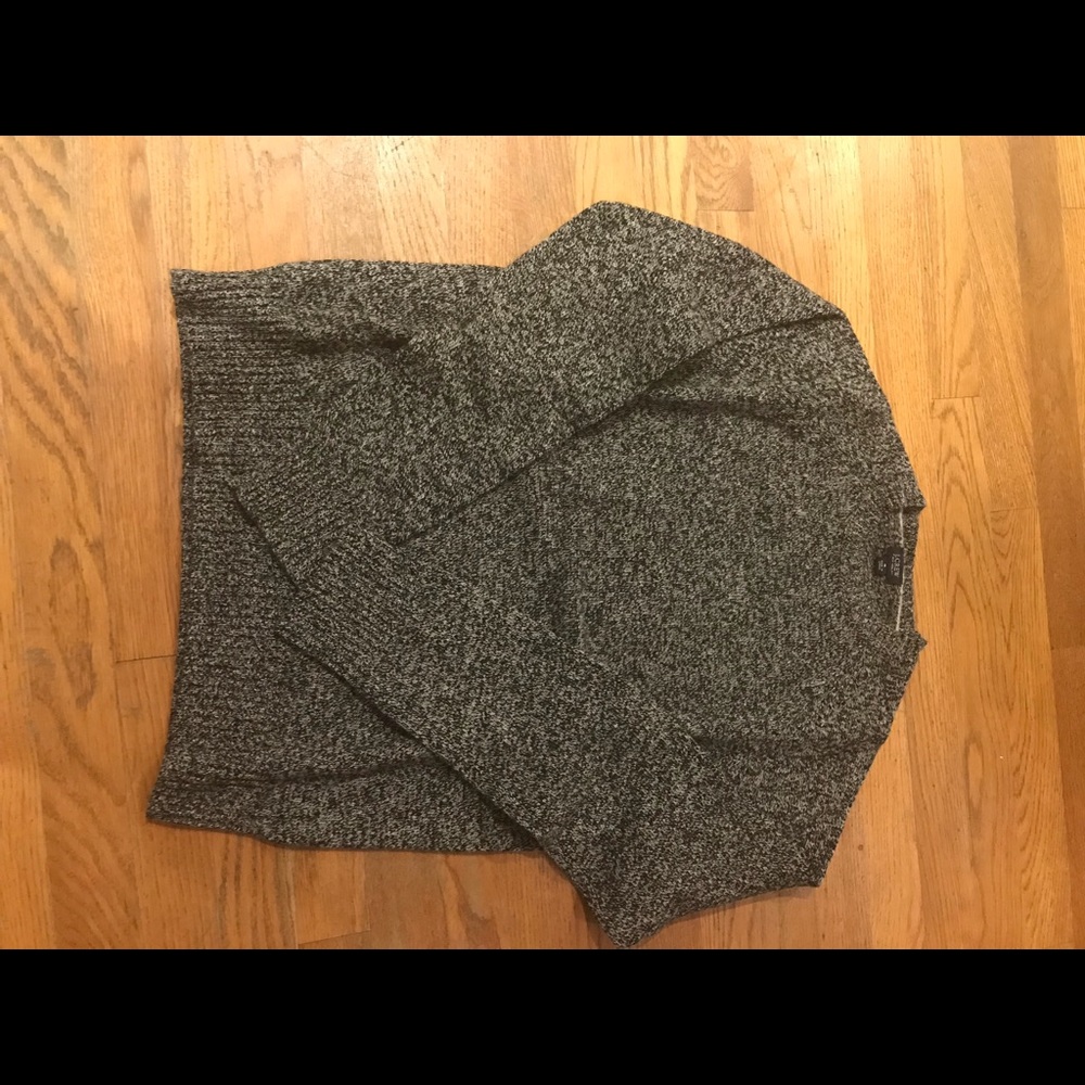 Men’s J. Crew Grey Sweater Size Small